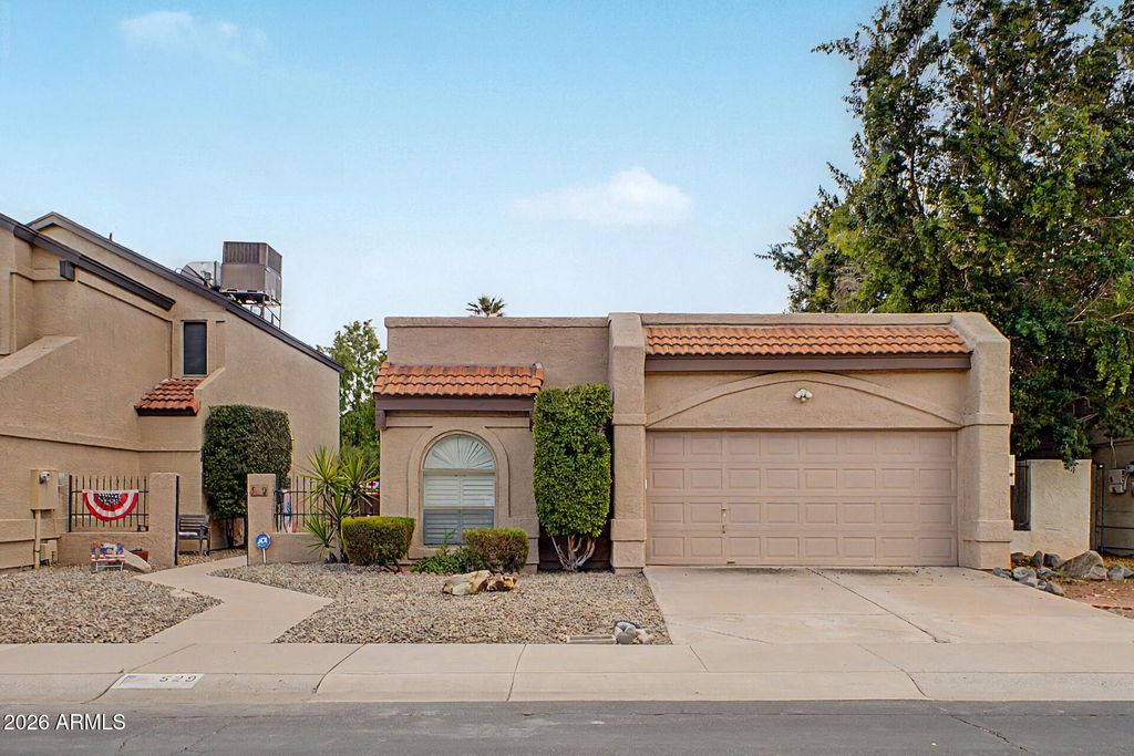 529 E KRISTAL Way, Phoenix, AZ 85024 — exterior