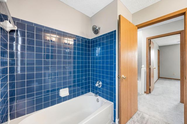 3033 Jamestown Drive, Powell, OH 43065
