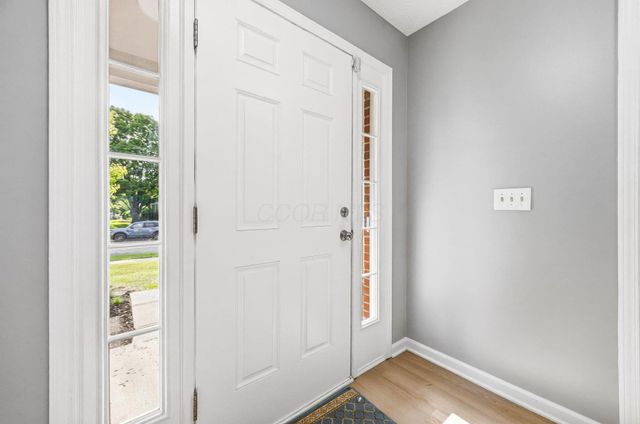 3033 Jamestown Drive, Powell, OH 43065