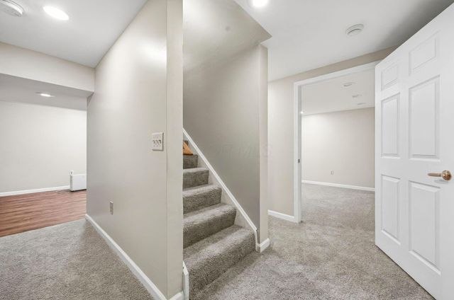 3033 Jamestown Drive, Powell, OH 43065