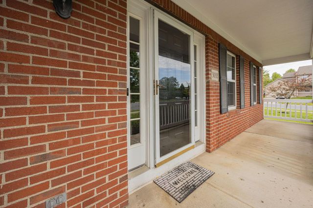 3033 Jamestown Drive, Powell, OH 43065