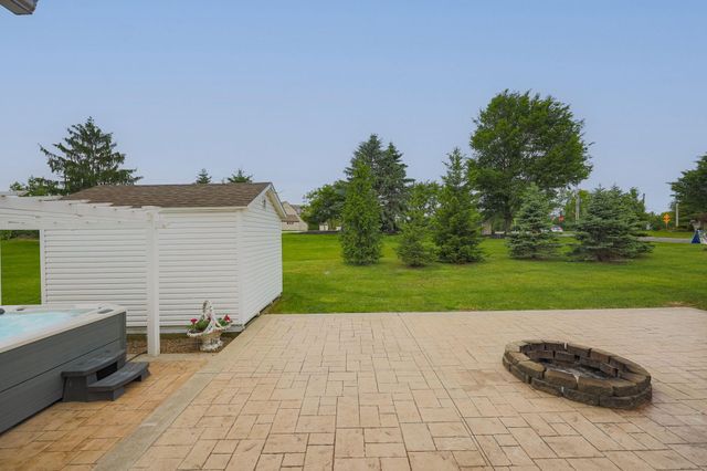 3033 Jamestown Drive, Powell, OH 43065