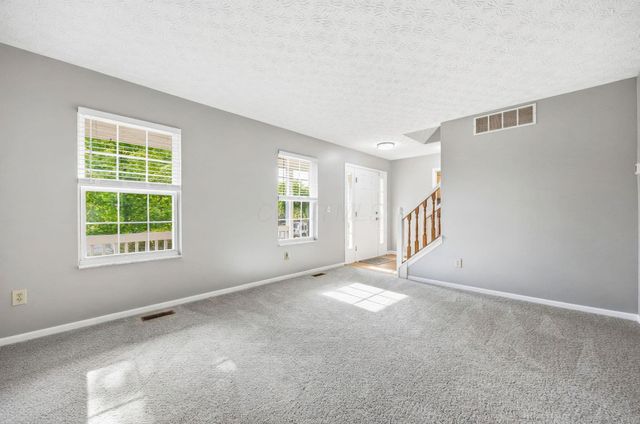 3033 Jamestown Drive, Powell, OH 43065