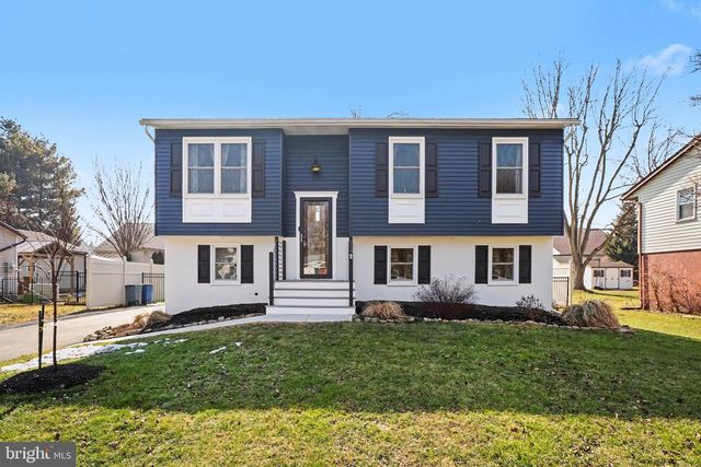 430 MARTIN AVE, Mount Joy, PA 17552