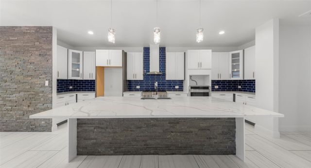 316 Tall Forest DR, Bastrop, TX 78602