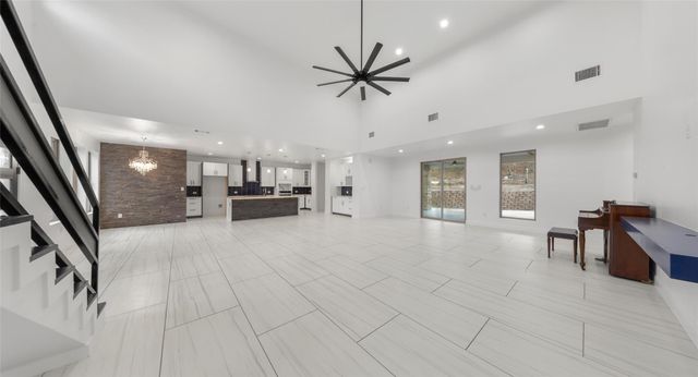 316 Tall Forest DR, Bastrop, TX 78602