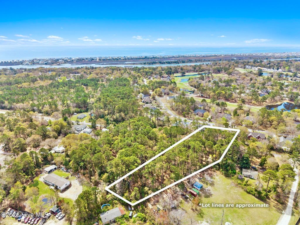 1593 Bricklanding Road SW, Shallotte, NC 28470