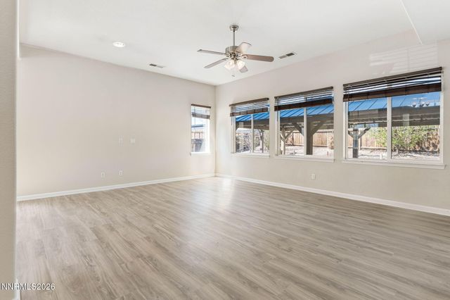 1334 Rouge River Road, Fernley, NV 89408