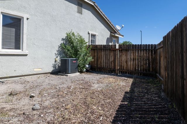 1334 Rouge River Road, Fernley, NV 89408