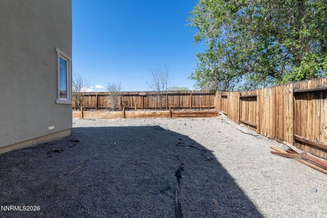 1334 Rouge River Road, Fernley, NV 89408