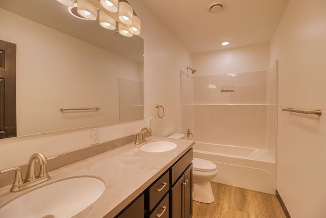 2542 BEDFORD LOOP, North Pole, AK 99705
