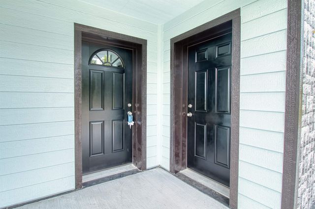2542 BEDFORD LOOP, North Pole, AK 99705