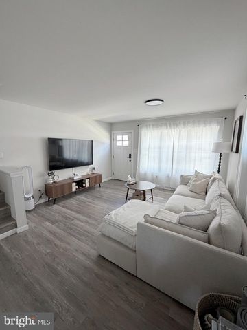 1427 SAINT CHARLES PL, Abington, PA 19001