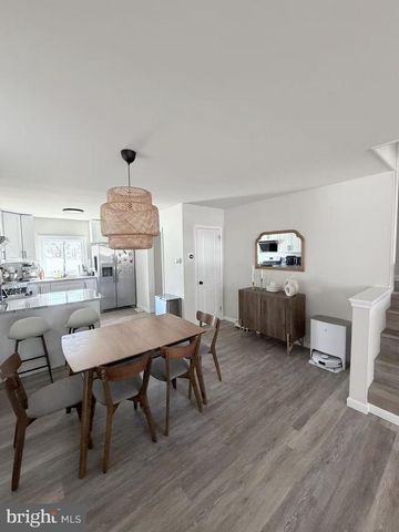 1427 SAINT CHARLES PL, Abington, PA 19001