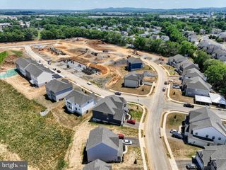 1 TILGHMAN TRL, Mechanicsburg, PA 17050