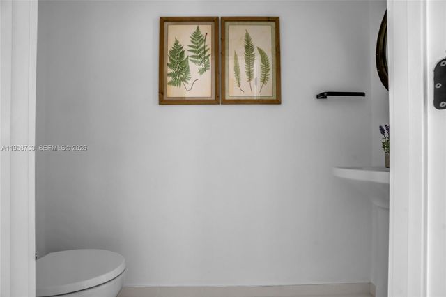 1231 Sorrento Dr 1231, Weston, FL 33326