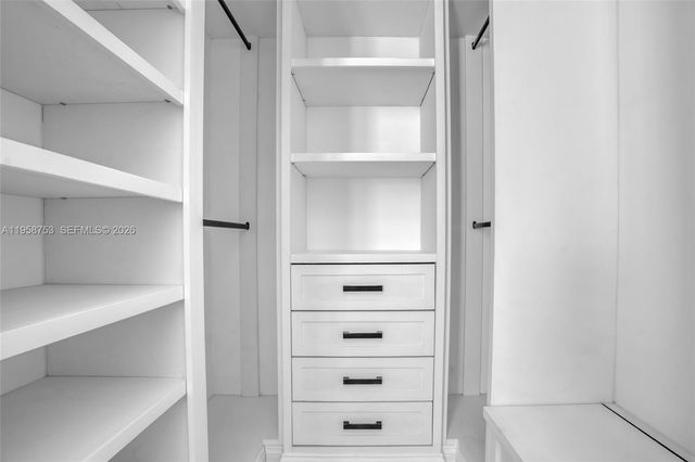 1231 Sorrento Dr 1231, Weston, FL 33326