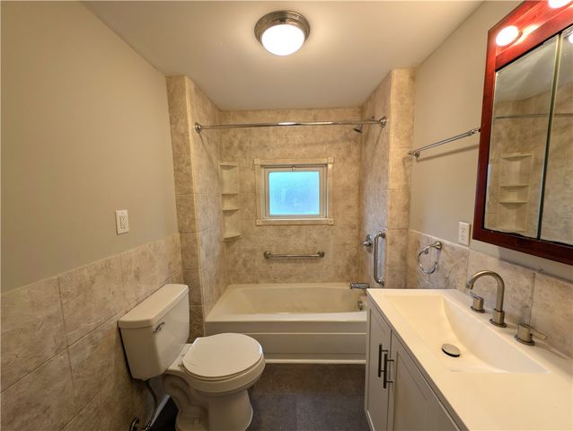 752 Crawford Road, East Bethlehem, PA 15333