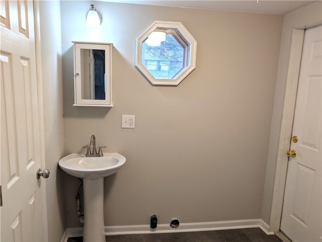 752 Crawford Road, East Bethlehem, PA 15333