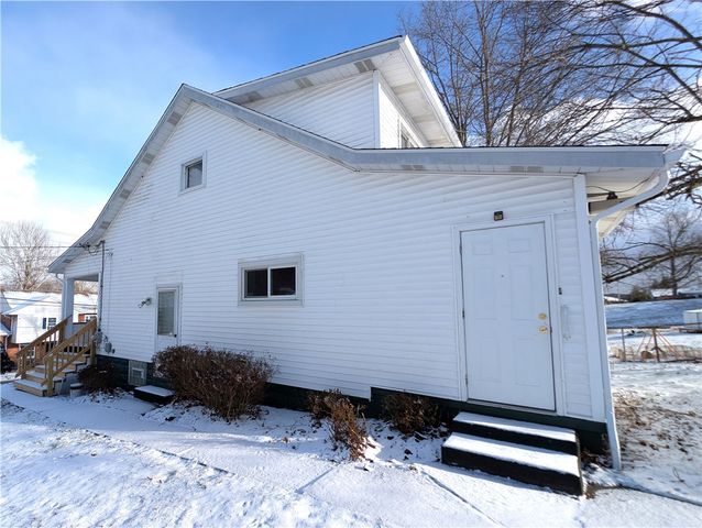 752 Crawford Road, East Bethlehem, PA 15333