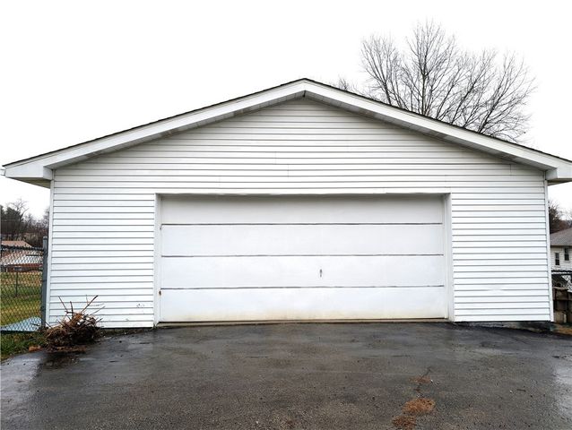 752 Crawford Road, East Bethlehem, PA 15333