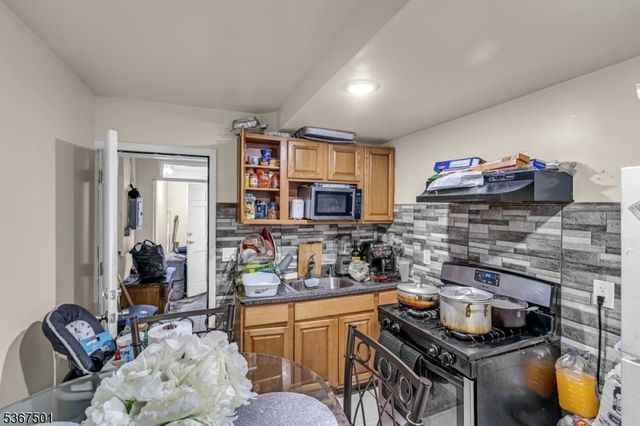 122 Harper Ave, Irvington Twp., NJ 07111