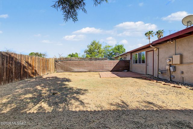 6755 E Hawk Drive, Tucson, AZ 85730