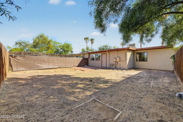 6755 E Hawk Drive, Tucson, AZ 85730