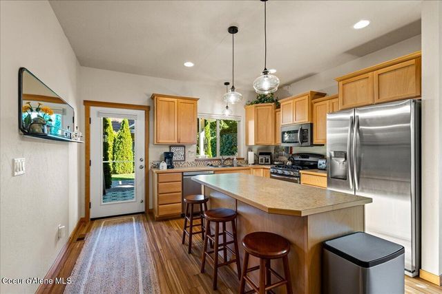 3242 Swift Water LN, Coeur D'alene, ID 83814