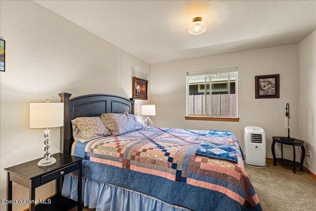 3242 Swift Water LN, Coeur D'alene, ID 83814