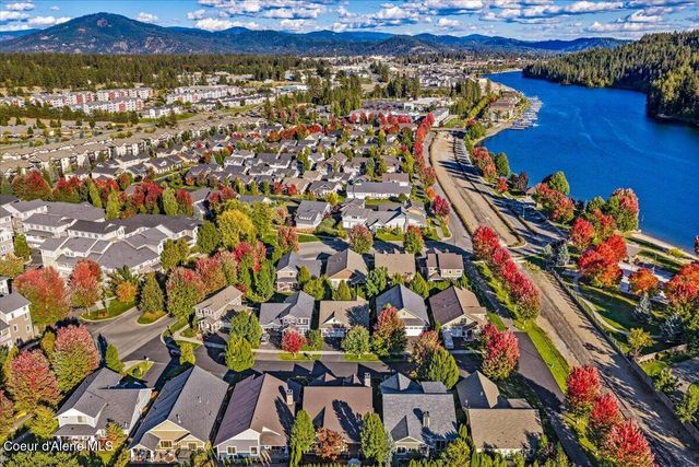 3242 Swift Water LN, Coeur D'alene, ID 83814