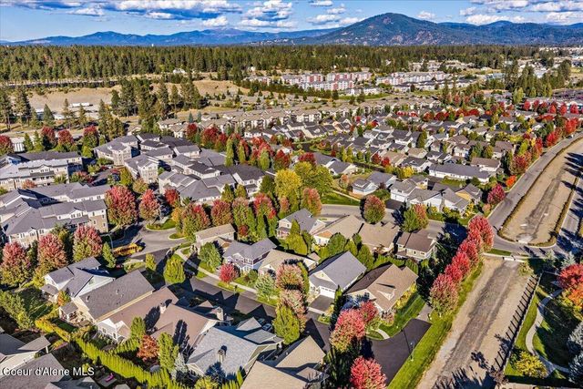 3242 Swift Water LN, Coeur D'alene, ID 83814