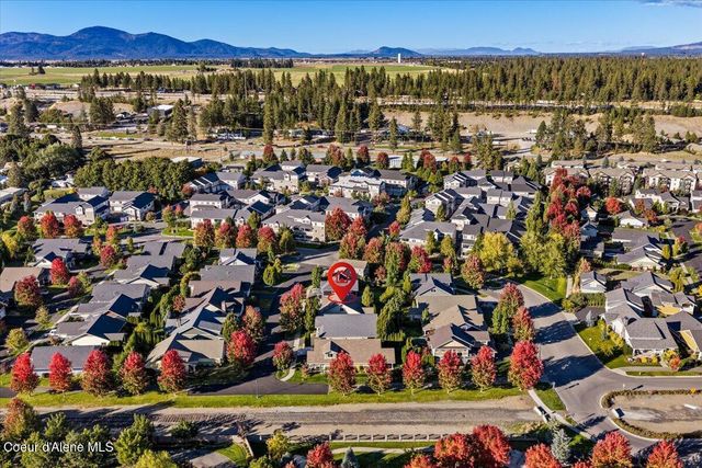 3242 Swift Water LN, Coeur D'alene, ID 83814