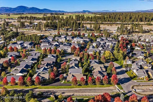 3242 Swift Water LN, Coeur D'alene, ID 83814