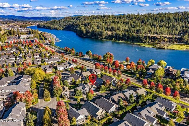 3242 Swift Water LN, Coeur D'alene, ID 83814