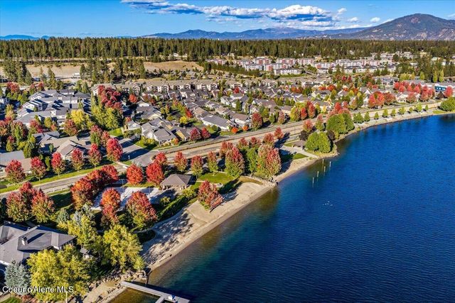 3242 Swift Water LN, Coeur D'alene, ID 83814