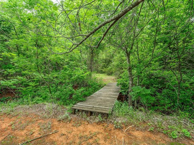2805 NE Edmond Road, Piedmont, OK 73078