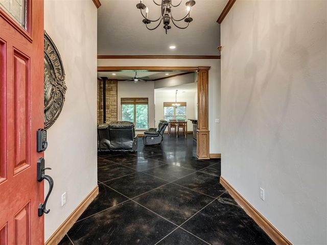 2805 NE Edmond Road, Piedmont, OK 73078