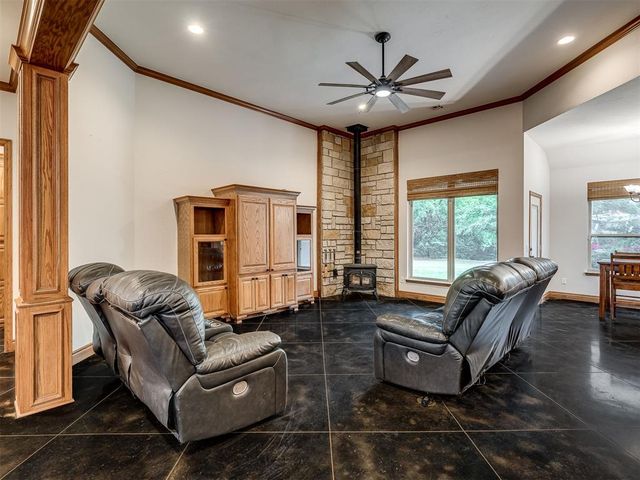 2805 NE Edmond Road, Piedmont, OK 73078