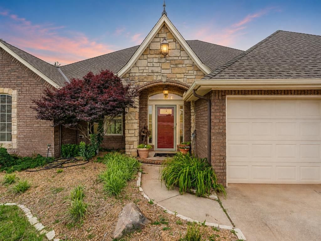 2805 NE Edmond Road, Piedmont, OK 73078