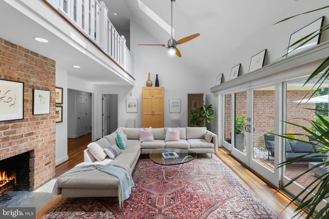 301 EATONS LANDING DR, Annapolis, MD 21401