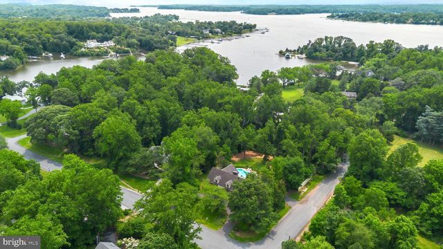 301 EATONS LANDING DR, Annapolis, MD 21401