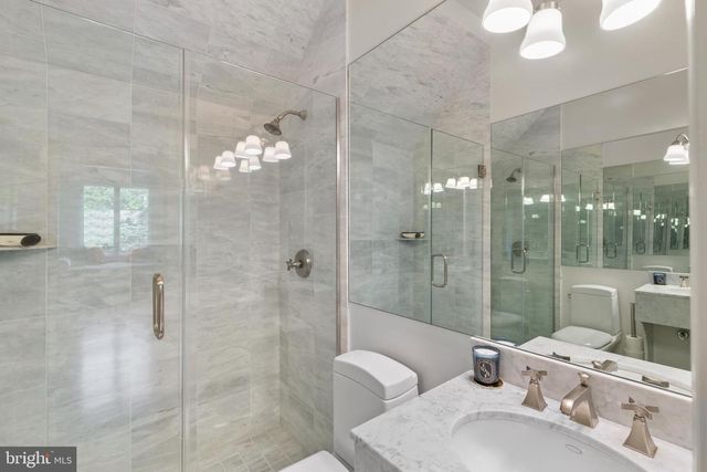 301 EATONS LANDING DR, Annapolis, MD 21401