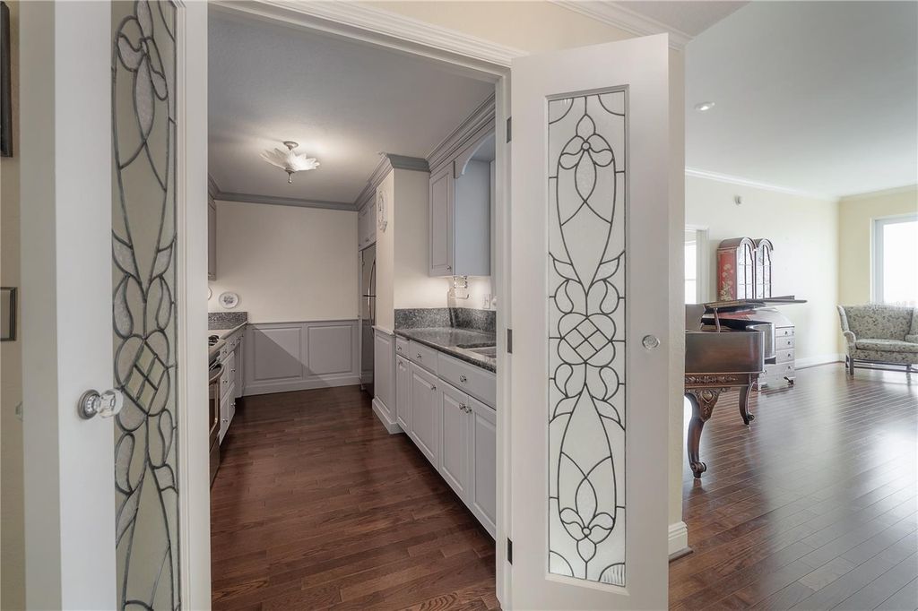 Image 11 of property listing at 700 S HARBOUR ISLAND BOULEVARD 716, Tampa, FL 33602
