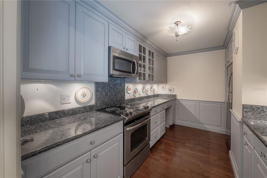 Image 12 of property listing at 700 S HARBOUR ISLAND BOULEVARD 716, Tampa, FL 33602