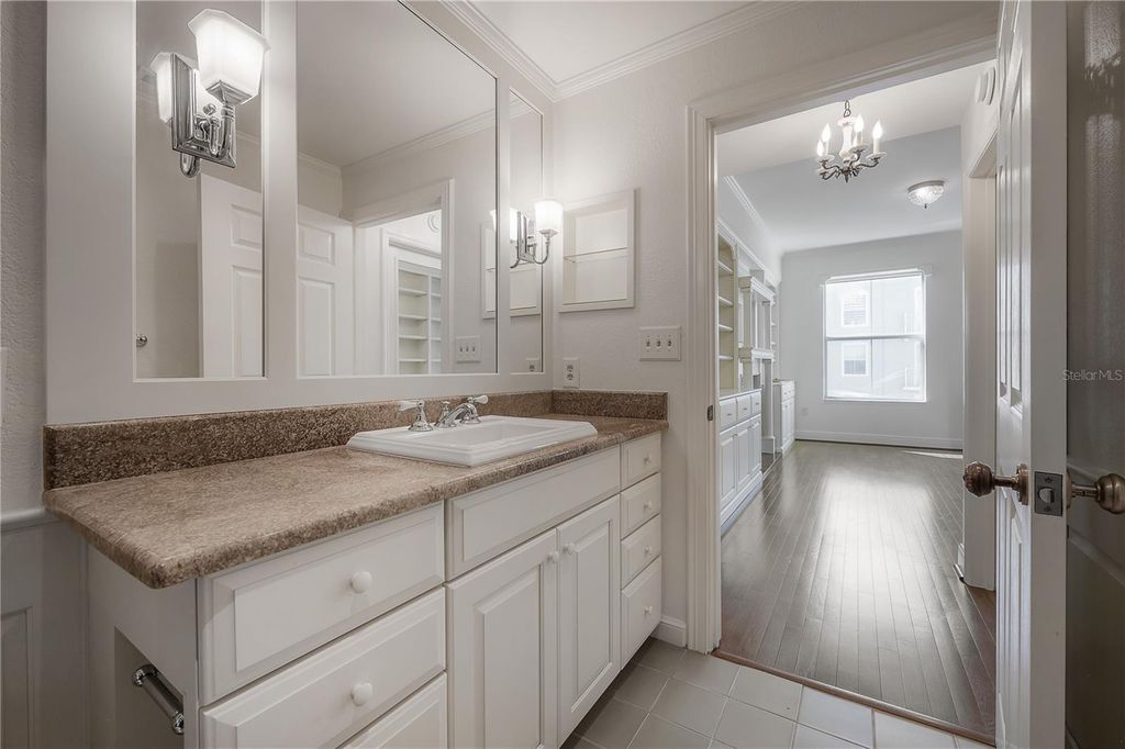 Image 28 of property listing at 700 S HARBOUR ISLAND BOULEVARD 716, Tampa, FL 33602
