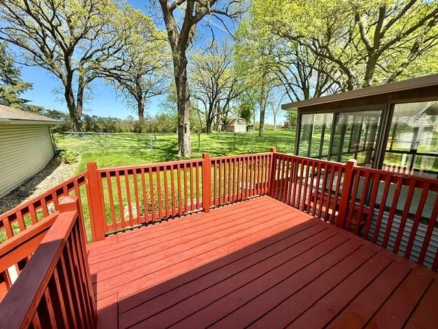 1588 48th Avenue NE, Willmar, MN 56201