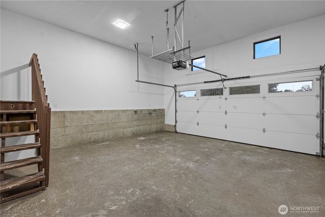 24218 11th Avenue S, Des Moines, WA 98198