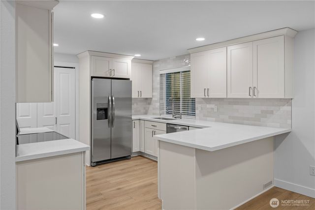 24218 11th Avenue S, Des Moines, WA 98198