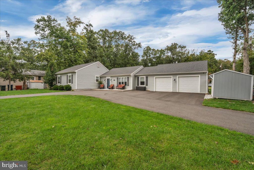 2420 SUNSET AVE, Williamstown, NJ 08094 — photo 2